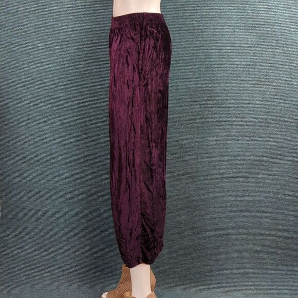 Vintage 90s Purple Velvet Maxi-Skirt, Shell Buttons on Back Slit TSD Collection - Picture 7 of 8